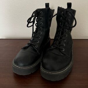 Black Combat Style Books - size 10